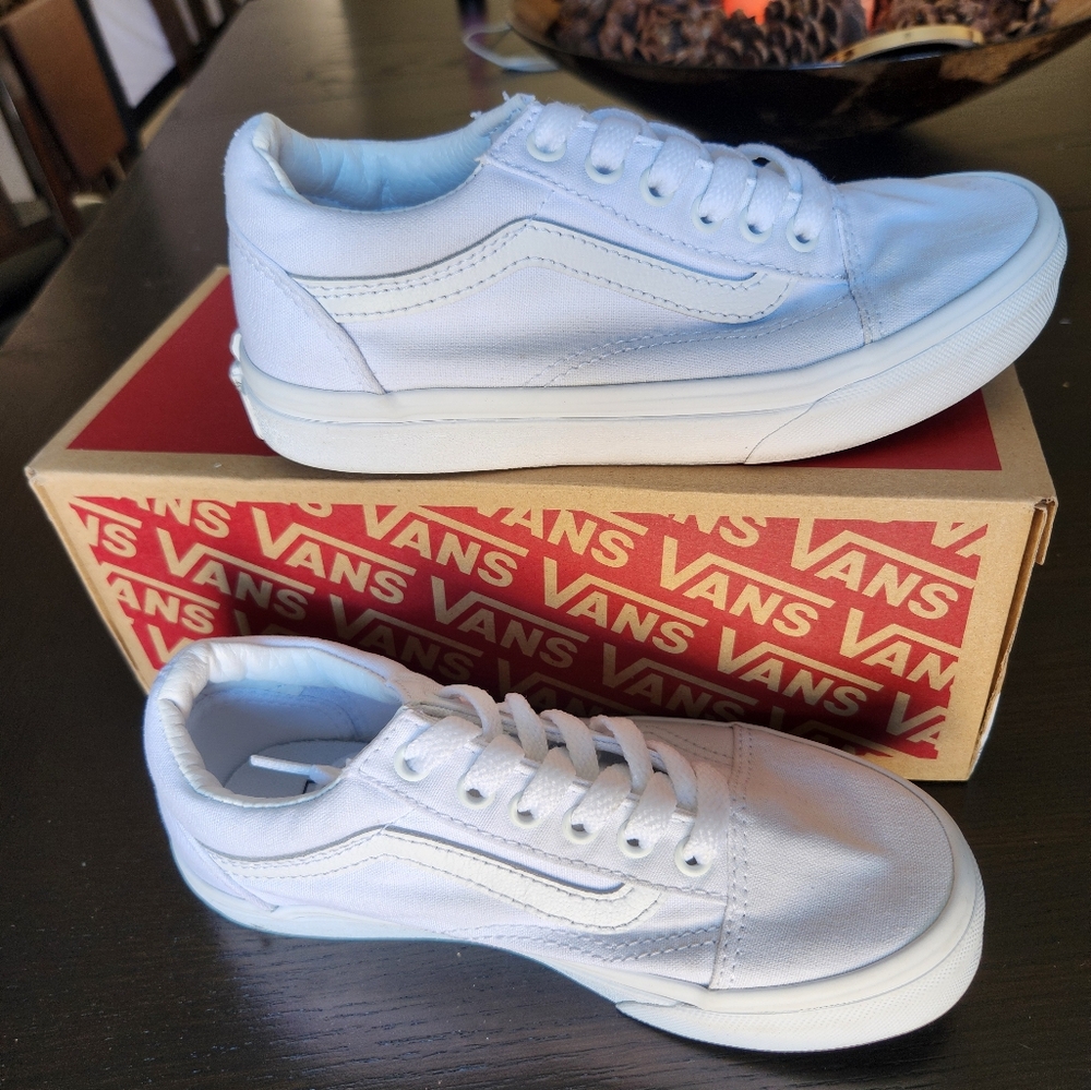 Kids Low Top Old Skool All White Vans